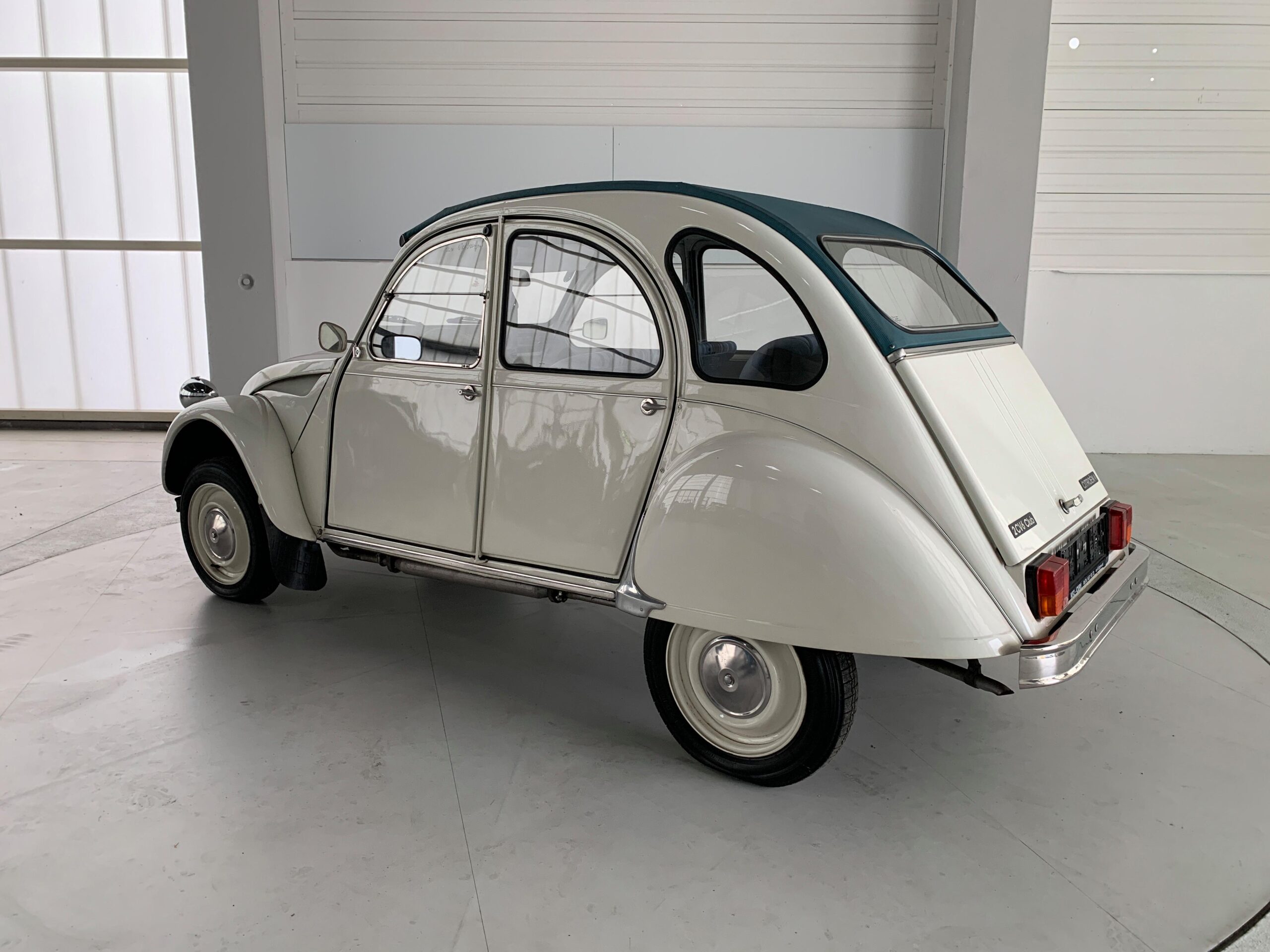 Citroen 2CV 6 1987
